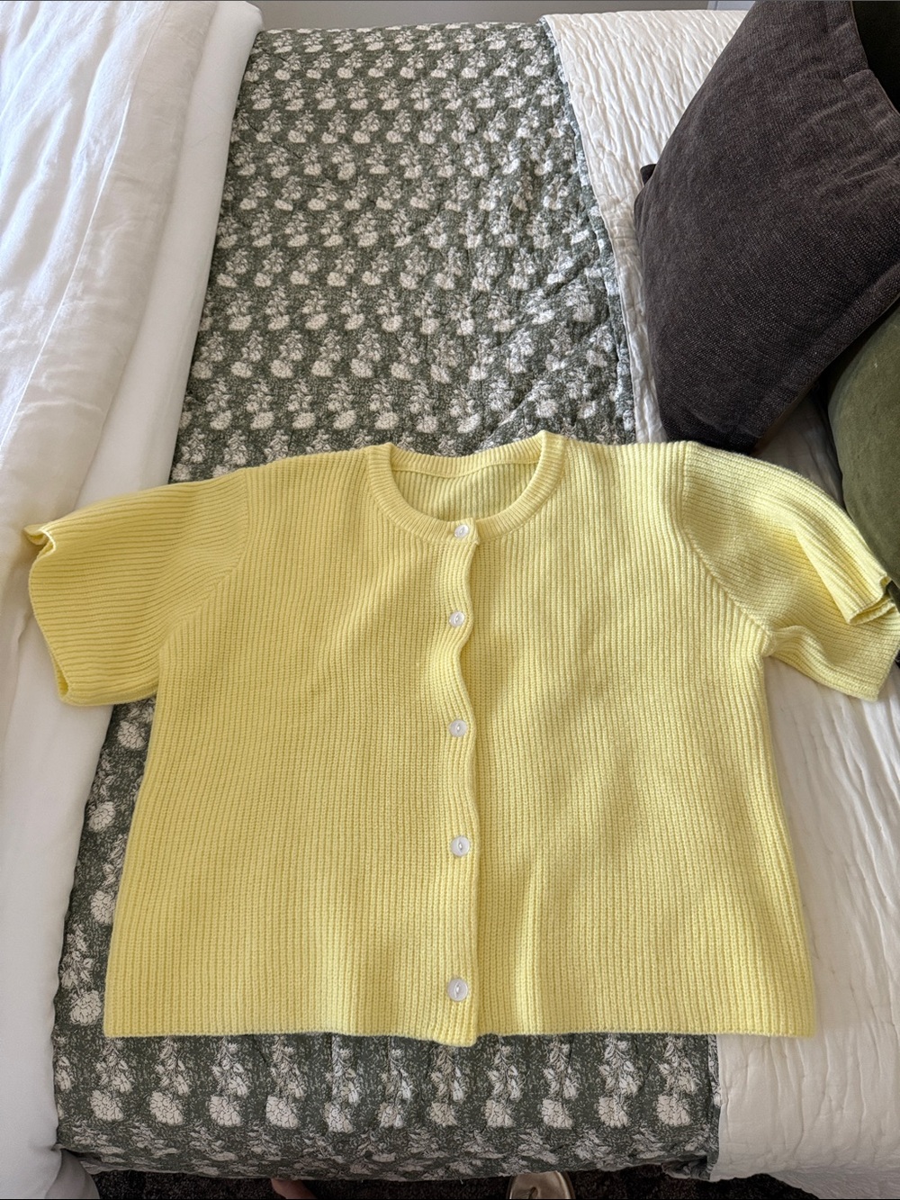 Yellow Short Sleeve Yellow Sweater Top